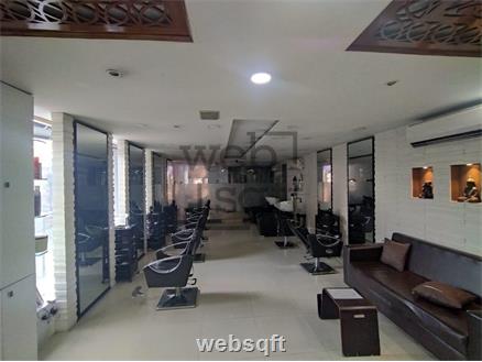 Commercial Retail showroom for Sale